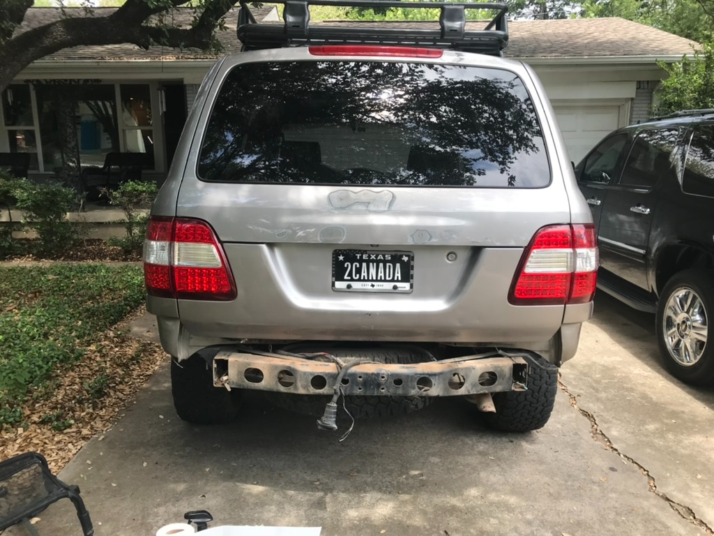 Rear ARB bumper removed, frame exposed
